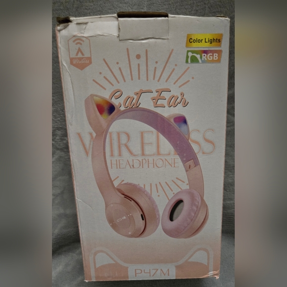 Wireless Headphones Pink With Cat Ears P47M - Picture 4 of 5